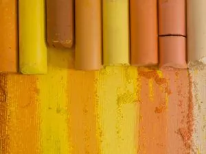 bunte künstlerische Buntstifte