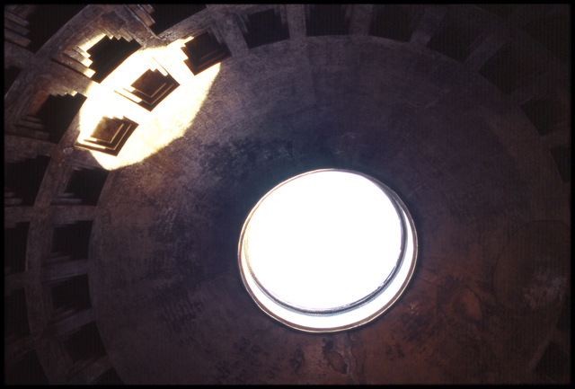 Panteonul Roman, fotografie de Birgitte Rasine