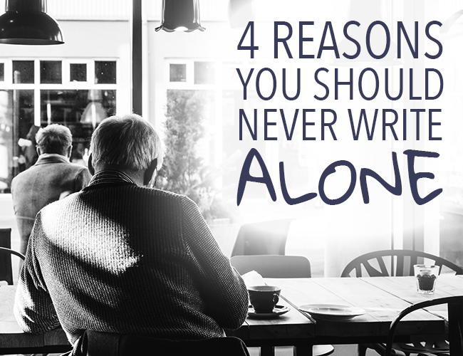 ابحث عن مجموعة كتّابك: 4 أسباب تجعلك لا تكتب بمفردك أبدًا