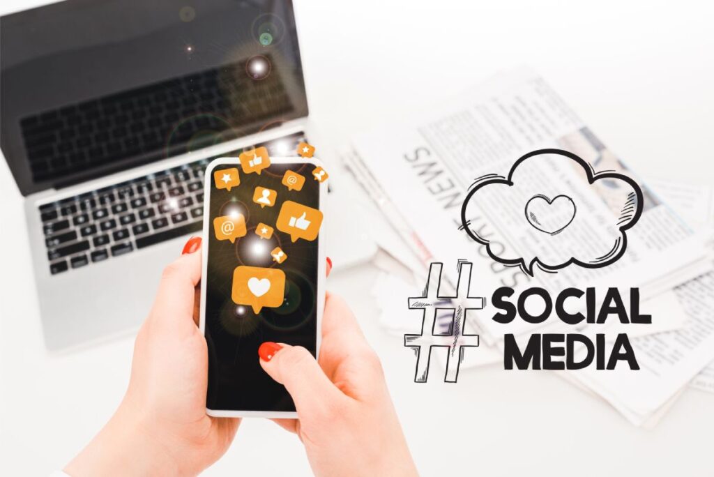 Saggi sui social media: in che modo il social media marketing influenza il business moderno?
