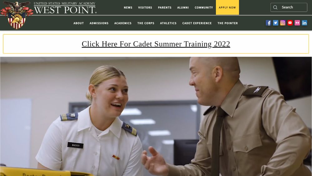 ما هي الكليات التي تتطلب مقال SAT؟ الأكاديمية العسكرية الأمريكية (ويست بوينت)