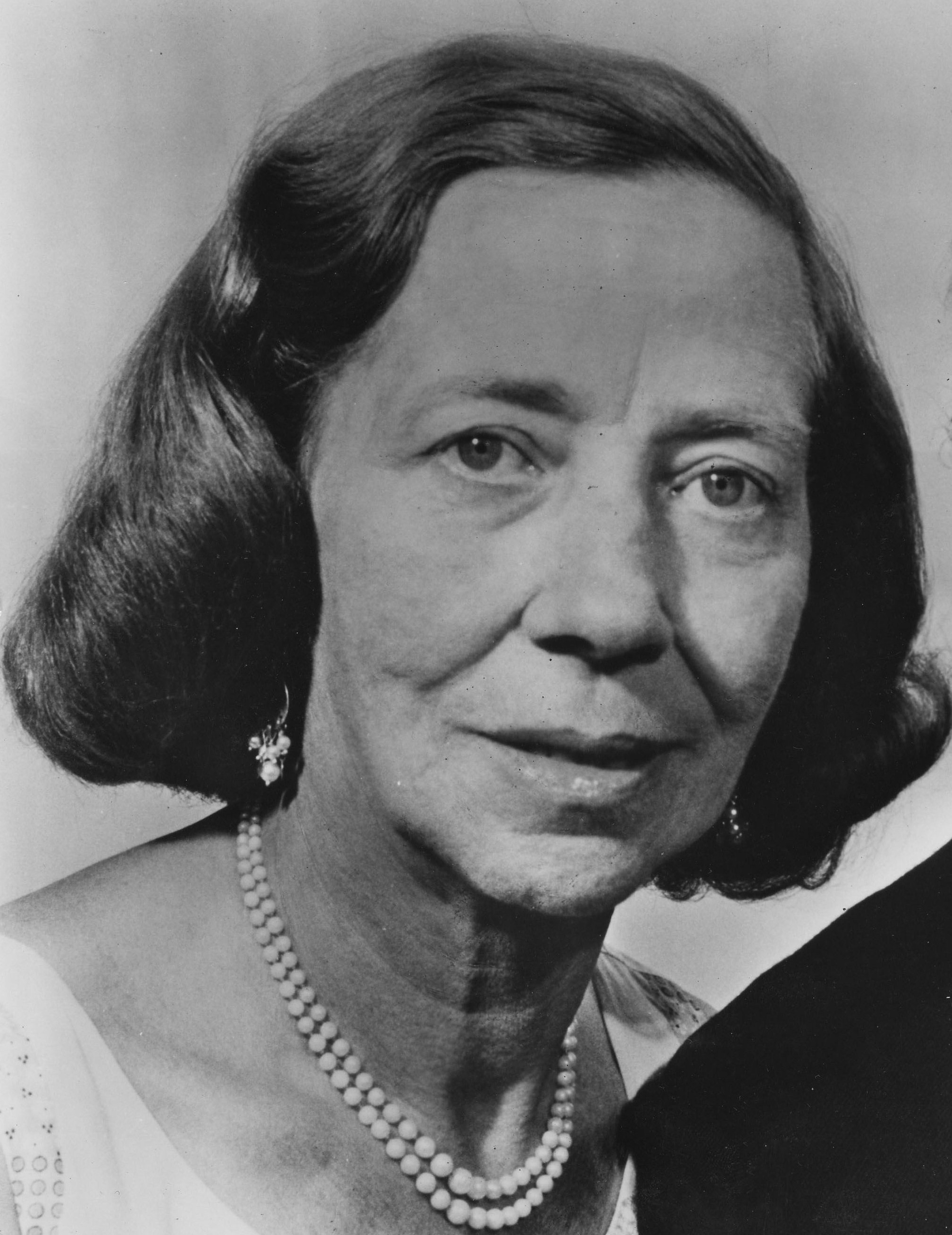 英格里·多莱尔