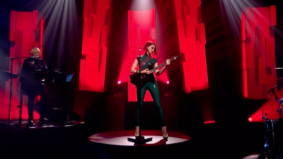 St. Vincent insegna creatività e scrittura di canzoni