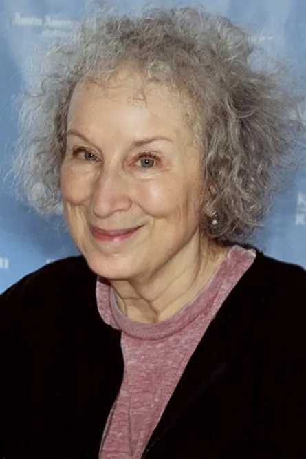 Margaret Atwood (nacida en 1939)