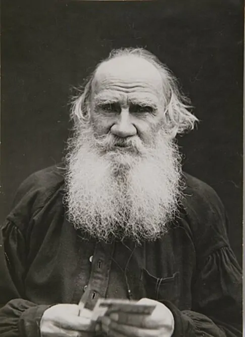 レフ・トルストイ (1828–1910)